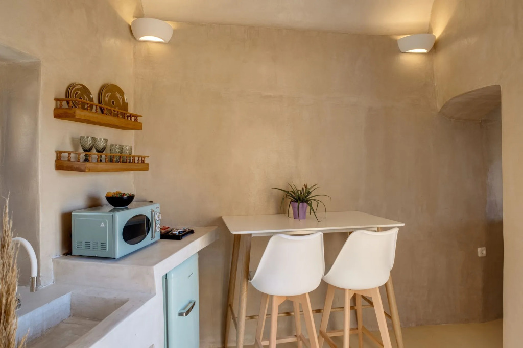 Pasithea Suites