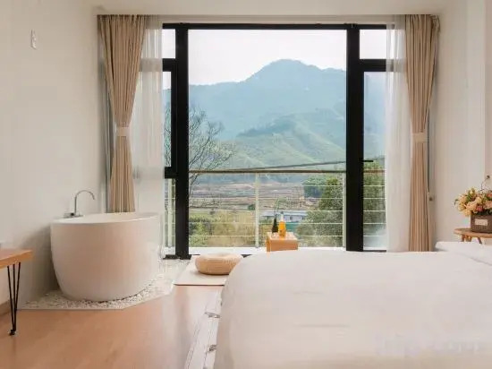 Yuanshan Hostel