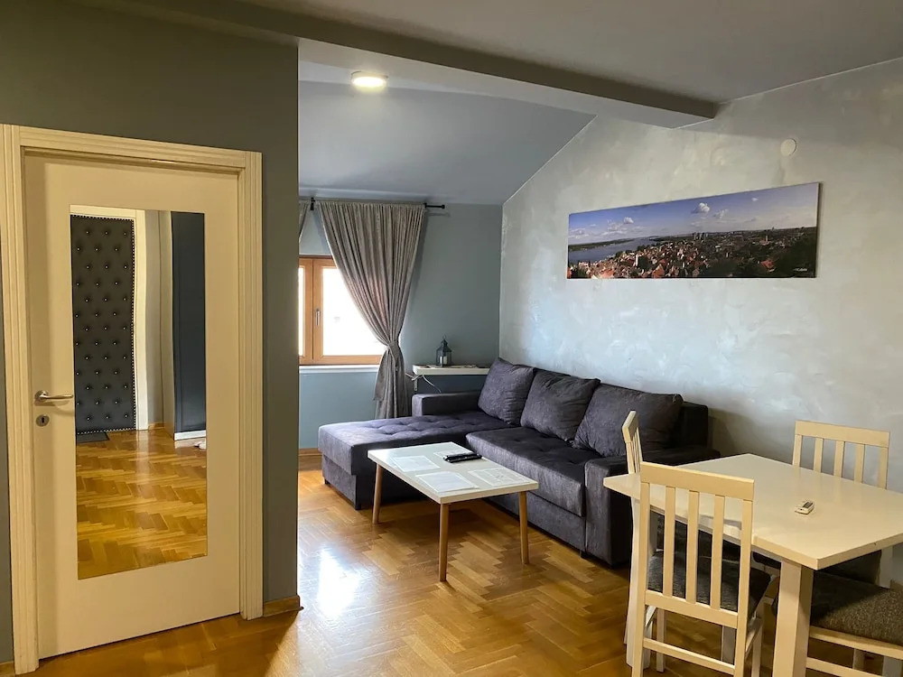 Aleksei apartments