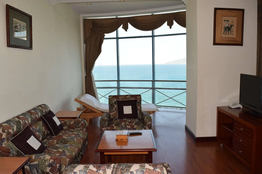 Yasaka Saigon Nha Trang Hotel & Spa