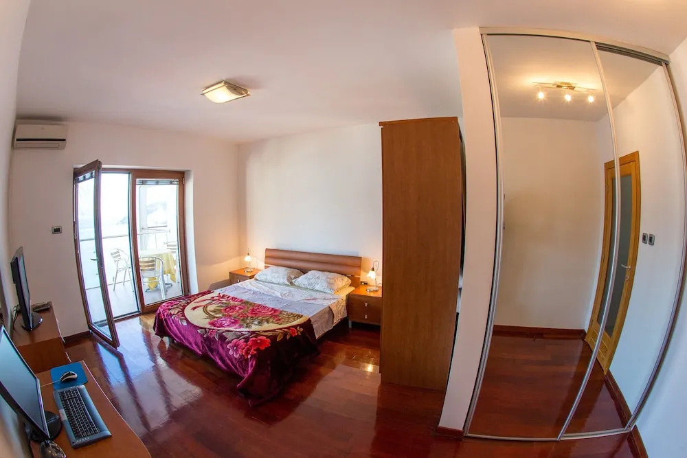 Lux Panoramic Apartment