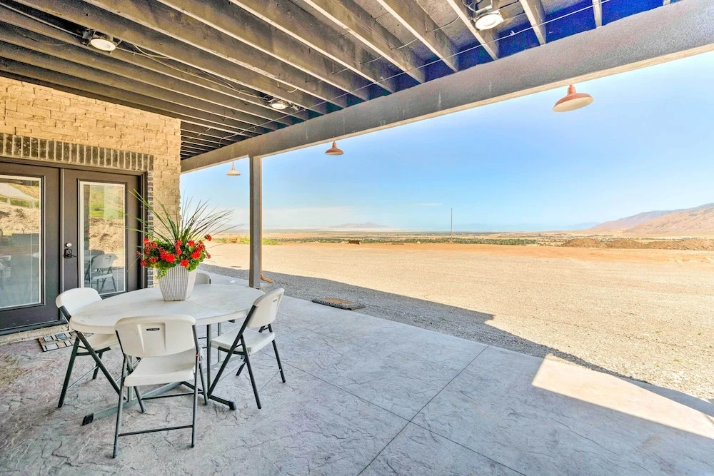 Spacious Tooele Unit w/ Sprawling Mtn Views!