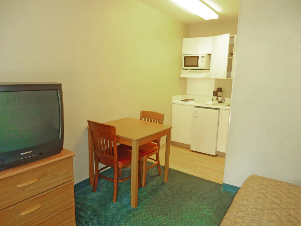 Suburban Studios Winston Salem-University Parkway