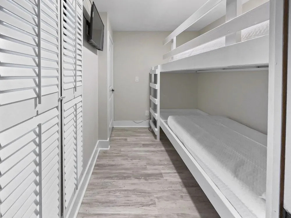Linkside 3 Bedroom Townhouse by Redawning