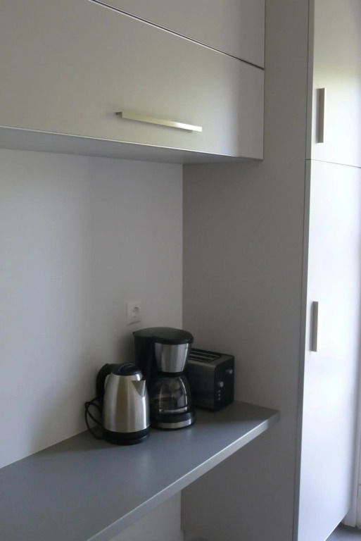 Deluxe Apartment in Vouliagmeni
