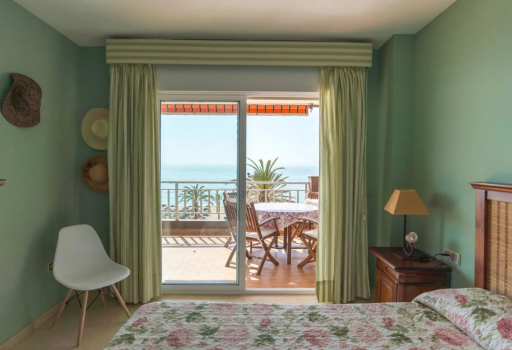 MalagaSuite Palm Beach Fuengirola