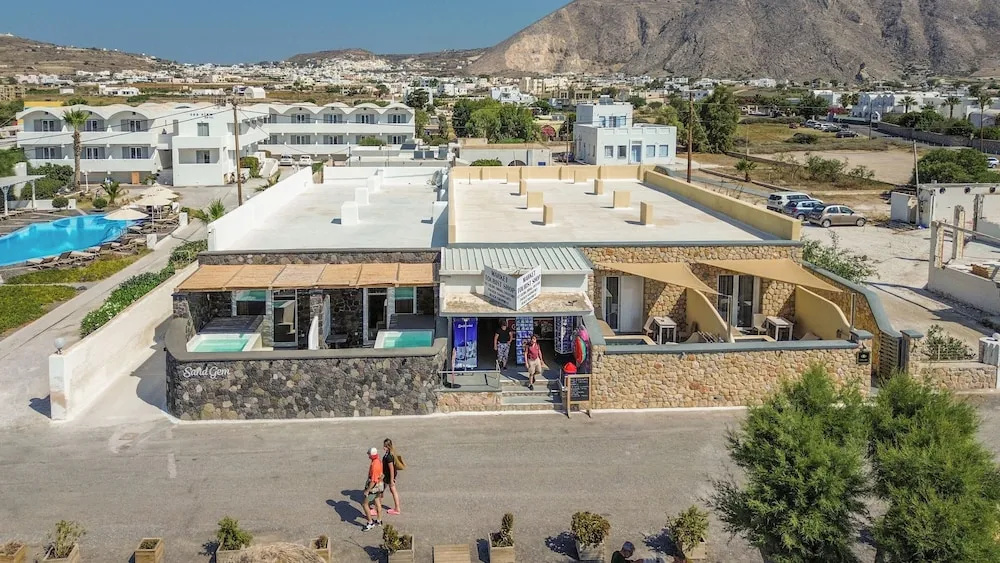 Sand Gem - Beach Apartments
