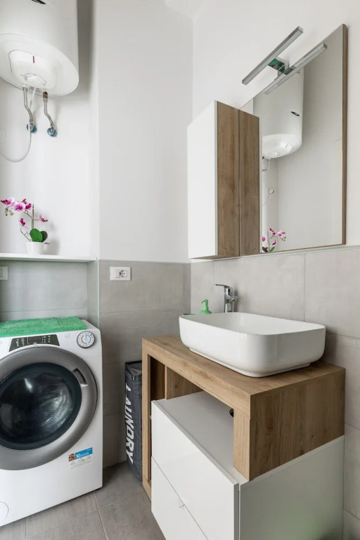 Menganti White Apartment by Wonderful Italy