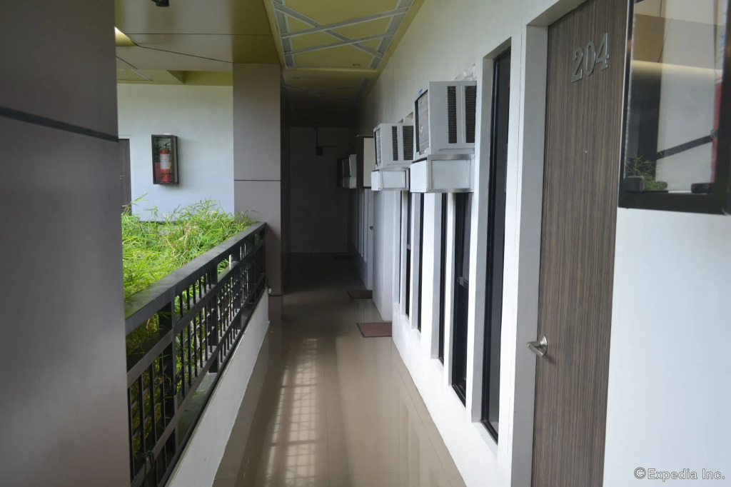 Zanrock MicroHotel