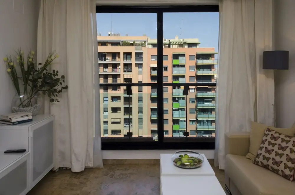 ApartUP Francia Views