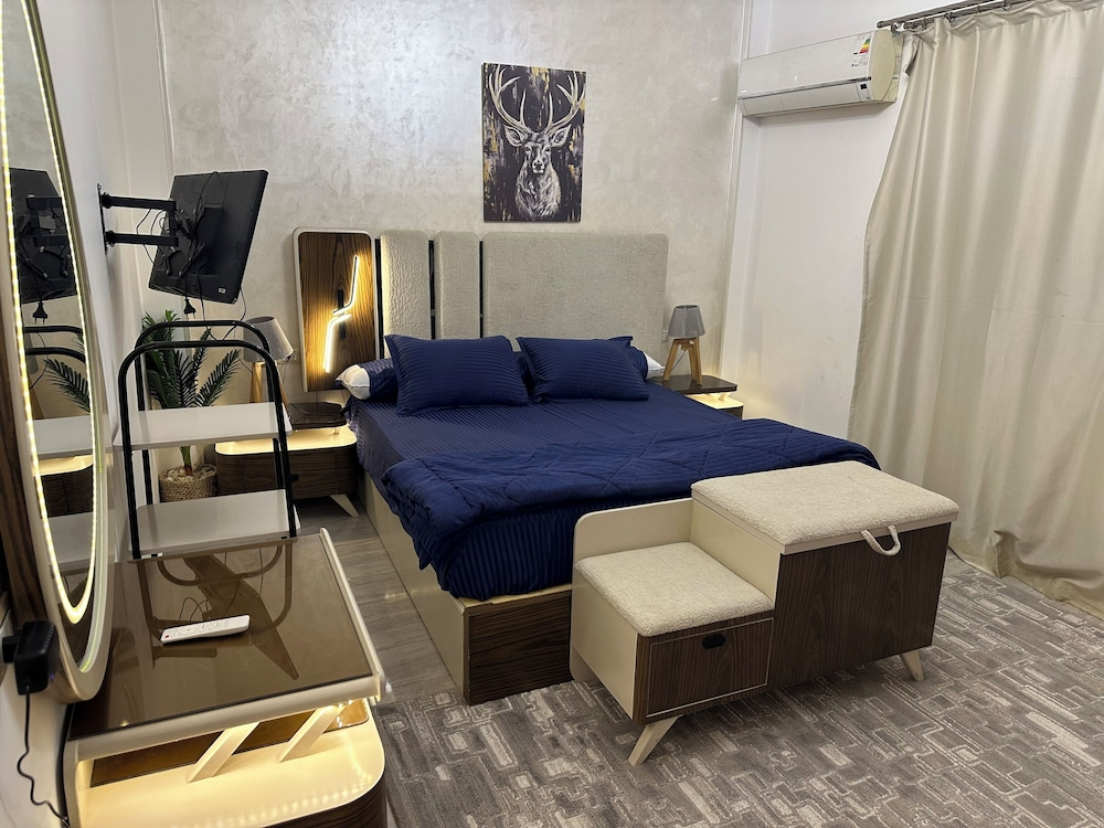 The Privacy Villa