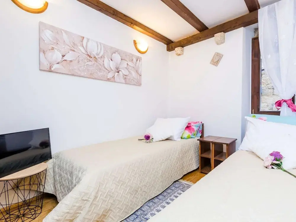 Holiday Home St George - Two Bedroom Apartment With City View