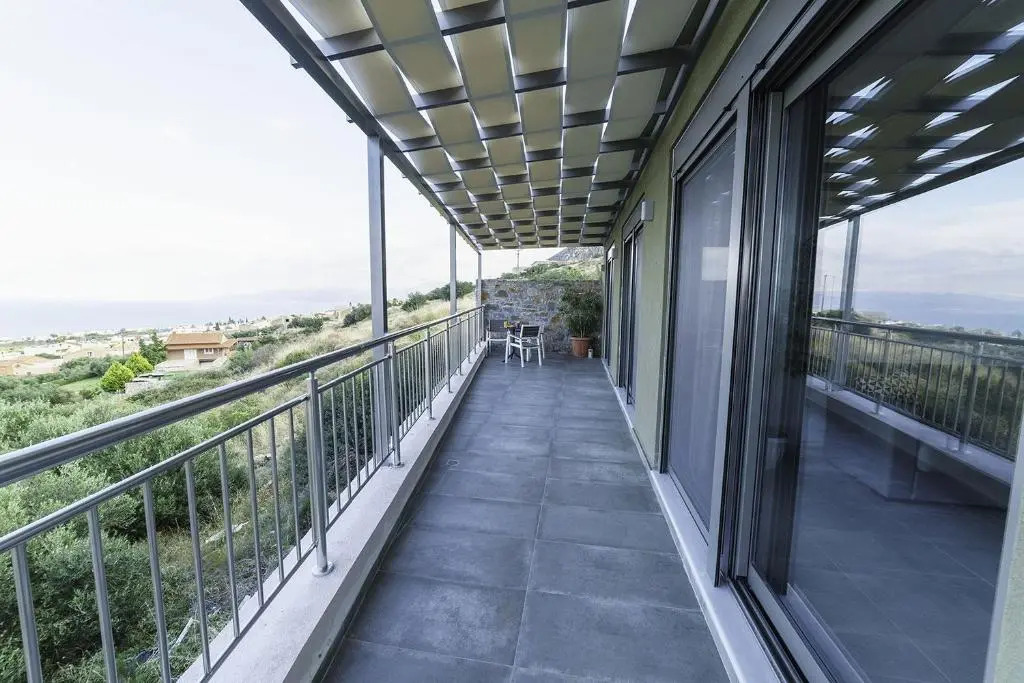 Royal Hill Villa - Private Pool - Sleeps 8
