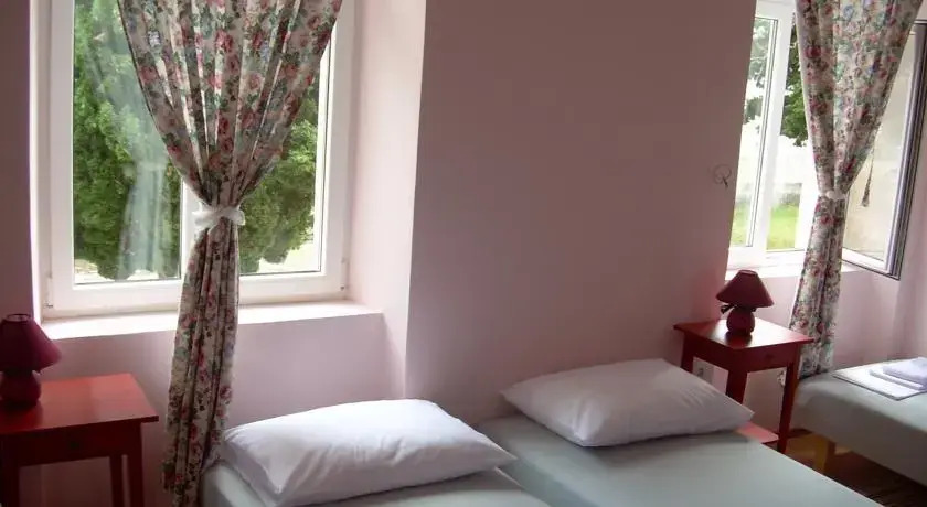 Phara Hostel