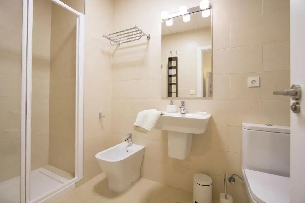 Murallas de Sevilla Apartamento con garaje 4 pax