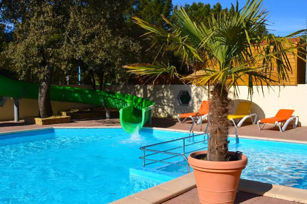 Camping Le Clos Des Pins