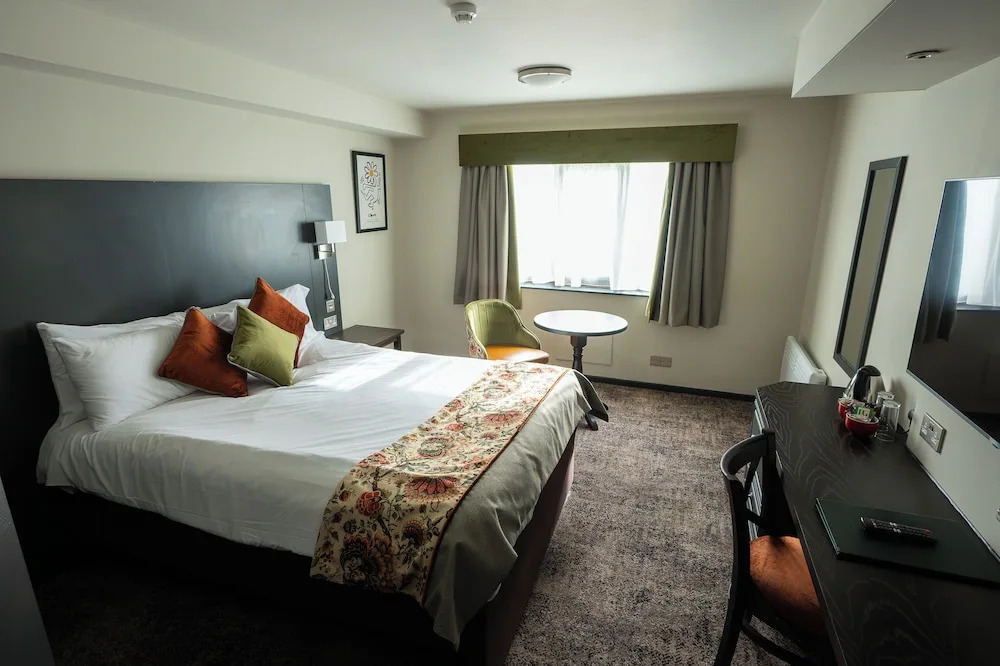 Premier Inn Warrington South