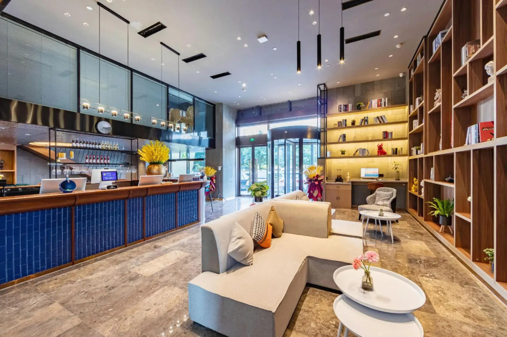 INZONE GARLAND SELECTION Hotel (Qihe County Wanda Plaza Quancheng Oulebao)