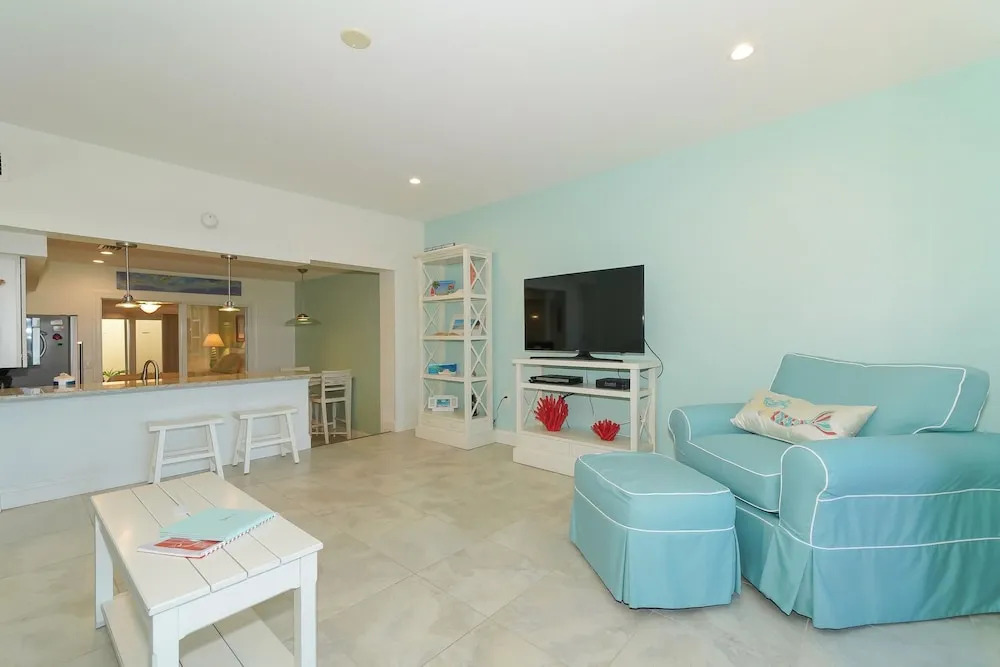 Shell Haven Apartment 1
