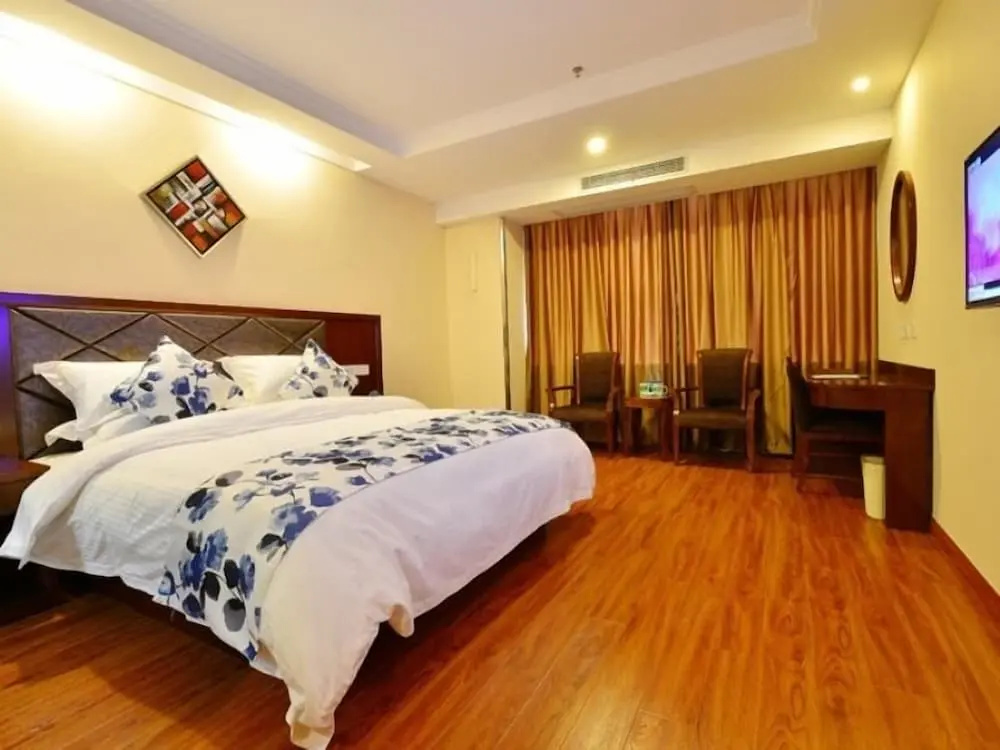 GreenTree Inn Wuxi Xidong Xincheng High Speed Rail East Station Hotel