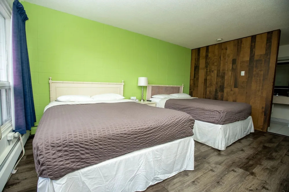 Camrose Motel