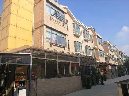 Shuosidun Apartment