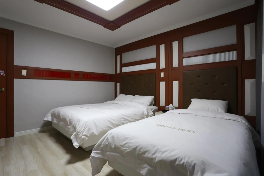 Paradaise Motel