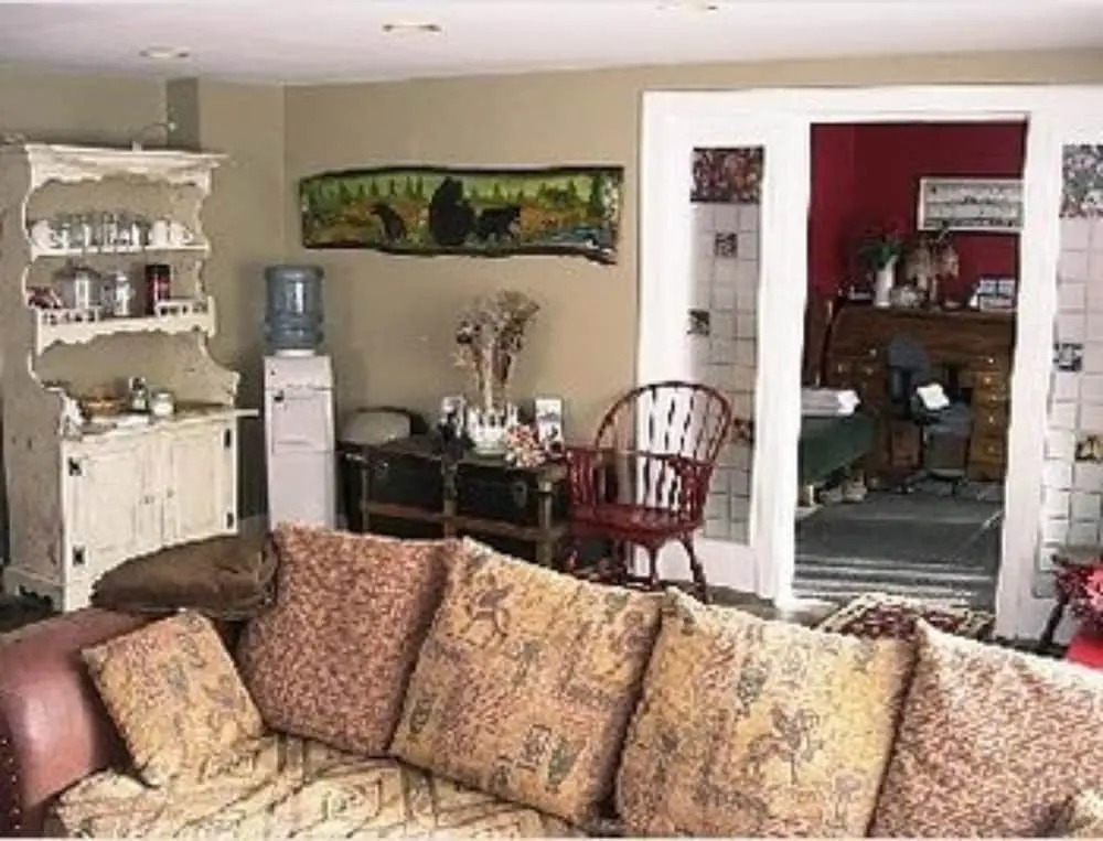 Sugartree Inn