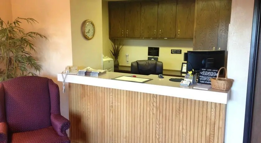 Super 8 Motel - Aberdeen North