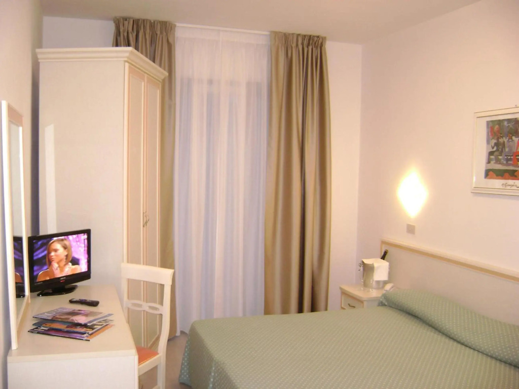 Hotel Mediterraneo