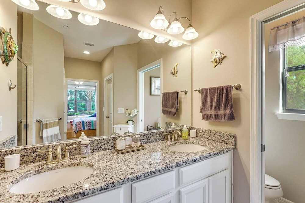 Long-term Stay in Bradenton! Condo w/ Golf & Pools