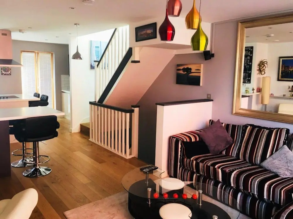 Modern 3 Bedroom House in Central Manchester