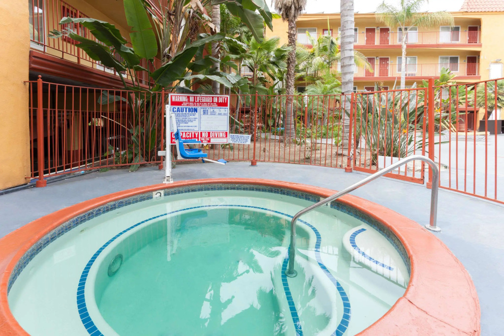 Days Inn by Wyndham Mission Valley-SDSU