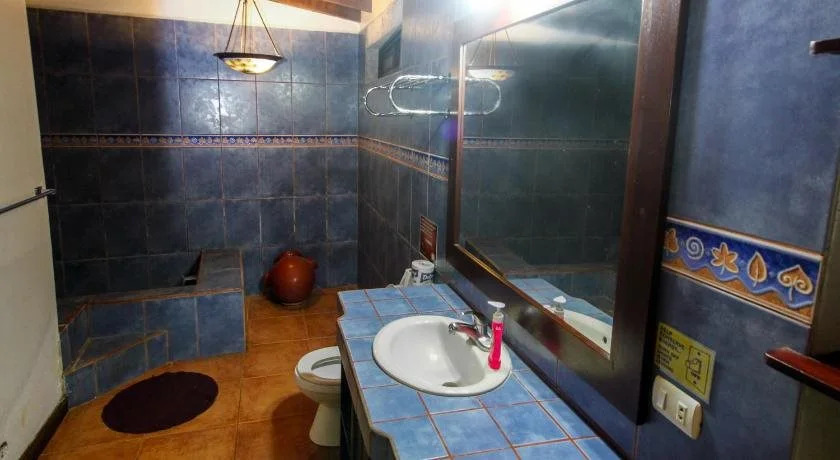 Tamarindo Backpackers