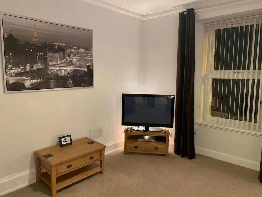 Apartment 39c