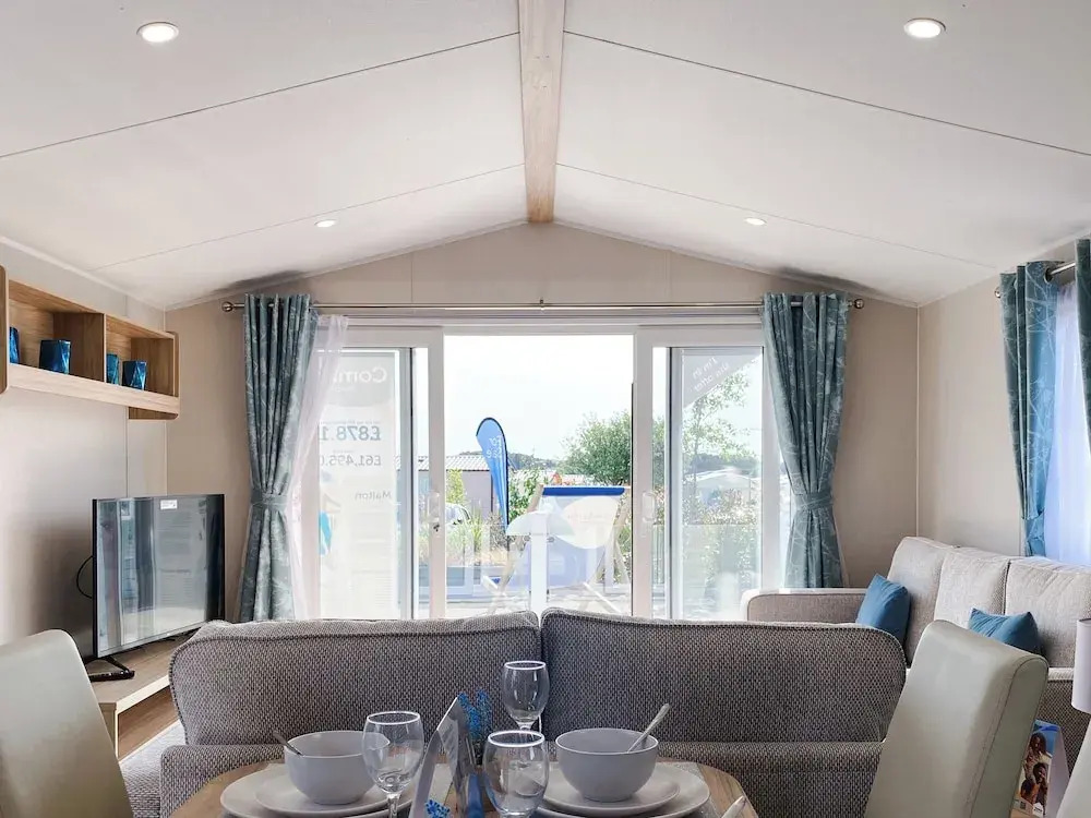 Cayton Bay Holiday Park Kestrel40