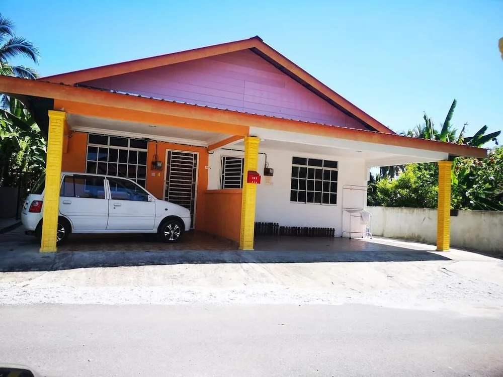 Aulia Homestay