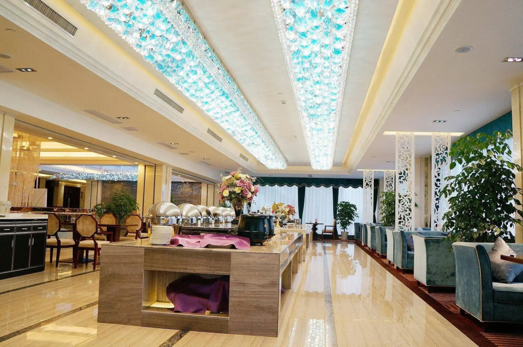 Xin A Dan Yuan Optics Valley International Hotel