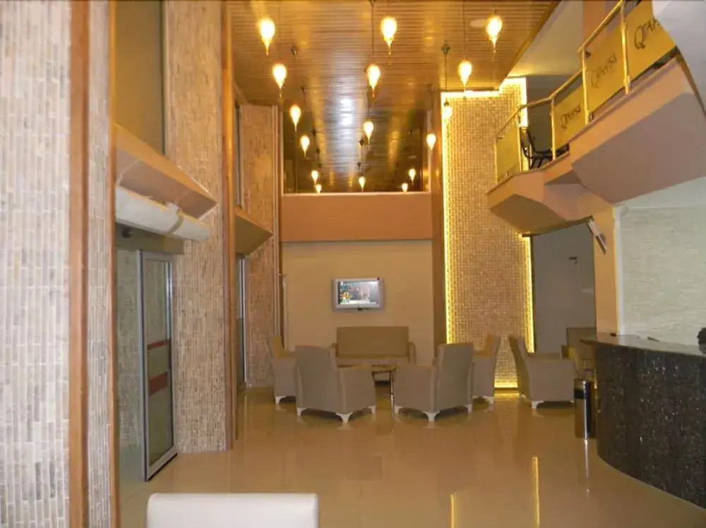 Qtahya Hotel