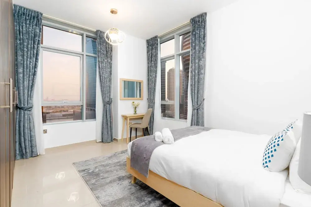 Whitesage - Sophisticated and Homey apartment Near to Metro