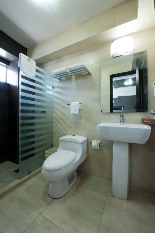 Hotel Portonovo Plaza Malecon