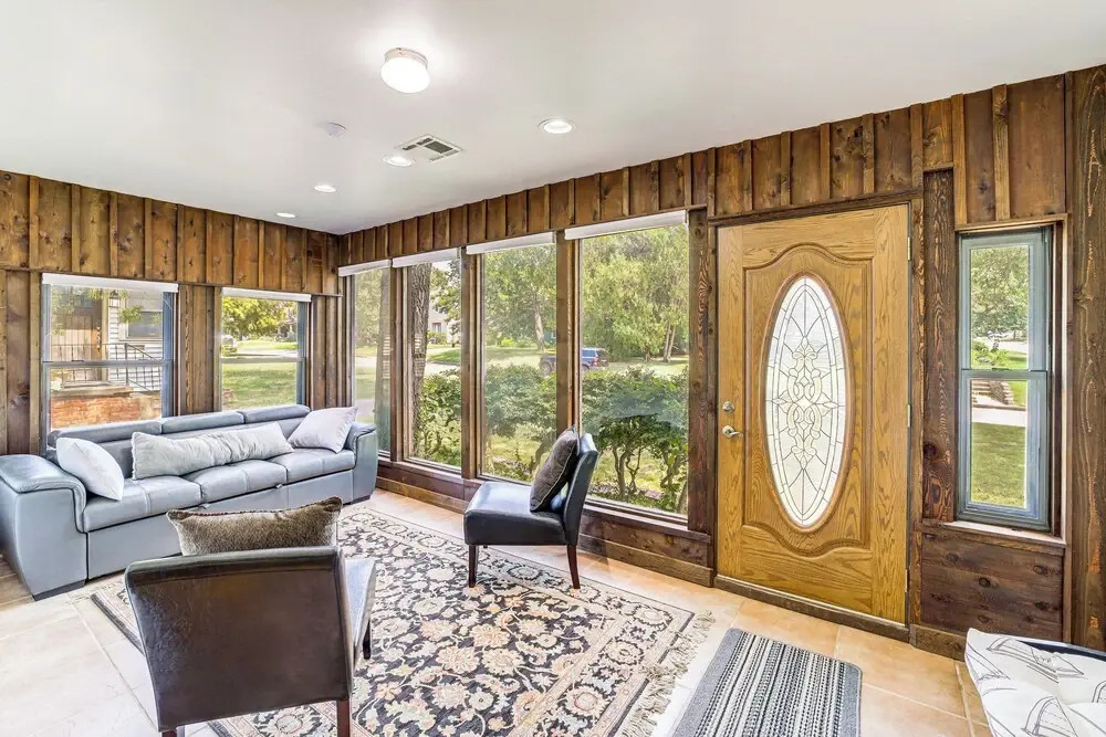 Tulsa Cottage w/ Hot Tub: 4 Mi to Downtown