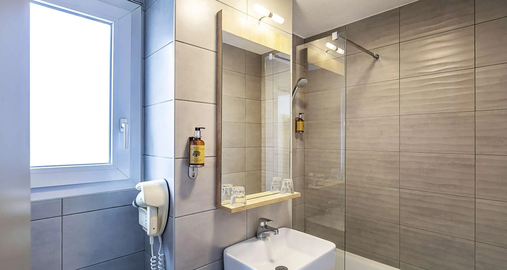 Ostal Pau Universite - Sure Hotel Collection by Best Western