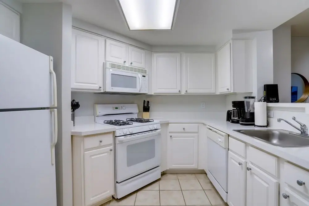Spectacular 1 BR Condo at Ballston