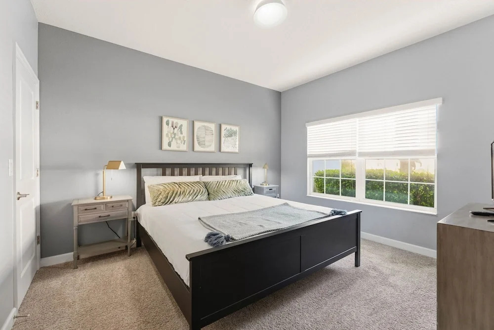 Relaxing 4BR Villa with Pool in Champions Gate