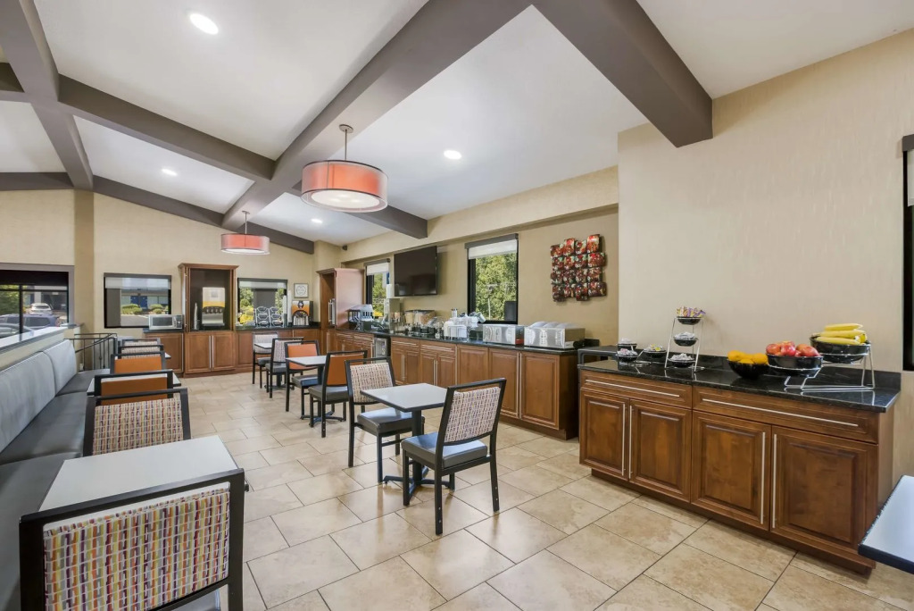 Best Western Asheville-Blue Ridge Parkway