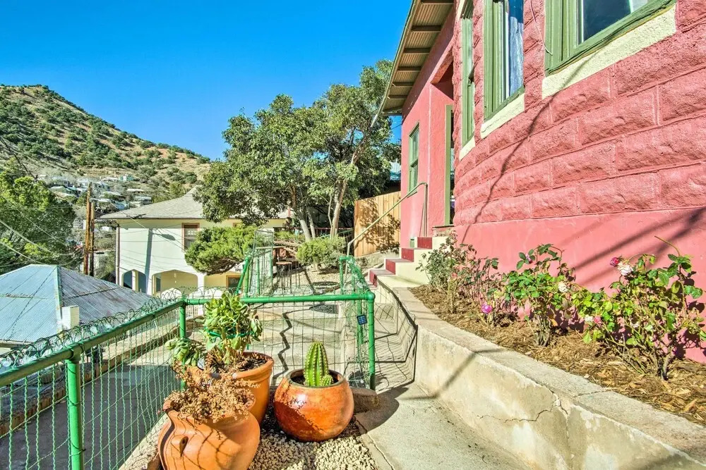 Bisbee Home: Fantastic Views & Walkable Location