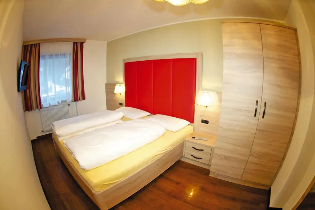 Cosy apartment house Diamant in Santa Cristina