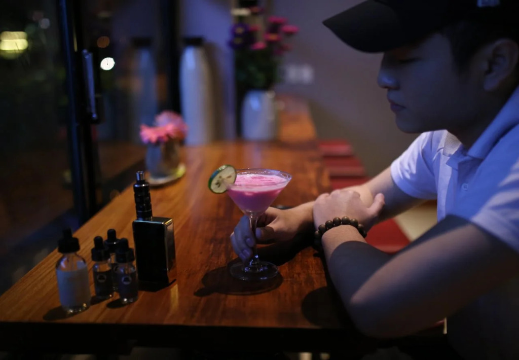 Geminai Hotel & Cafe