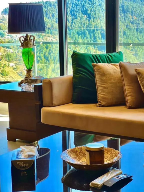 2 Bed Royal